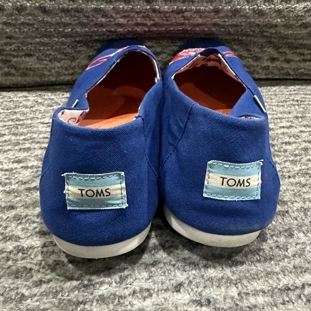 TOMS Classic Womens Size 10
Shoes Navy Chinese Year Of The Rat 2020 Slip On Flat - Picture 2 of 7